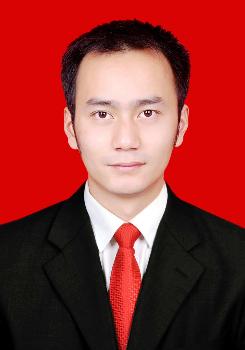 尹彬